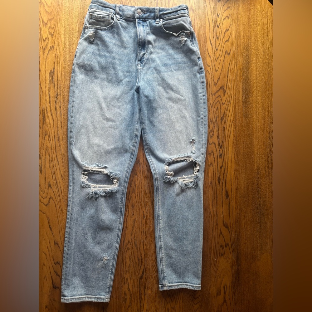 American Eagle Outfitters Blue Boyfriend Jeans Distressed